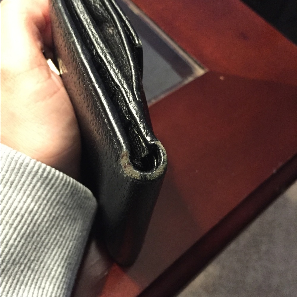 GUCCI - Picture 5 of 7